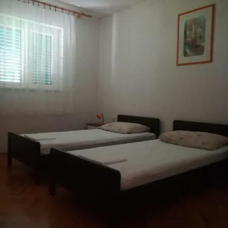 Apartman Veliki 2. Kat Apartman *